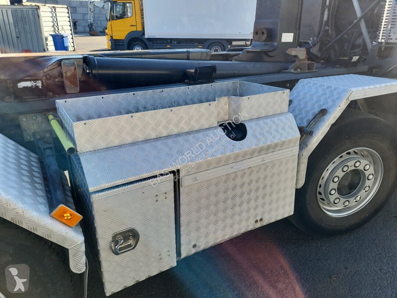 Camión Volvo 460