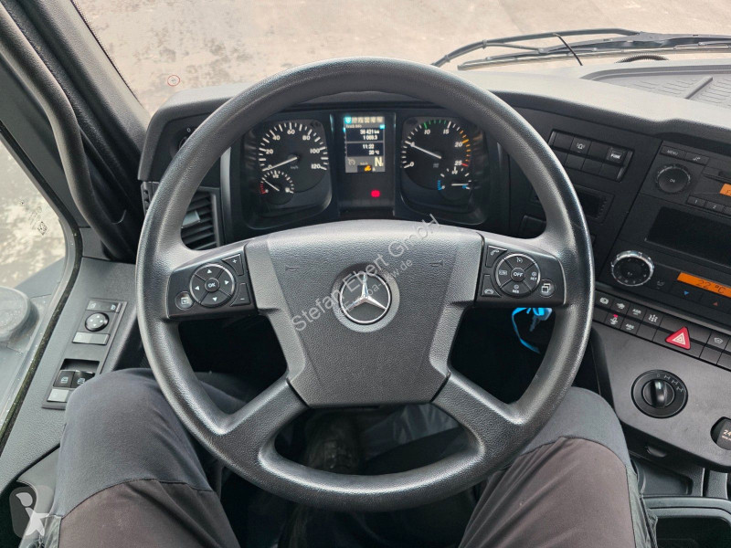 Camião Mercedes 3343 AK 6x6 Meiller