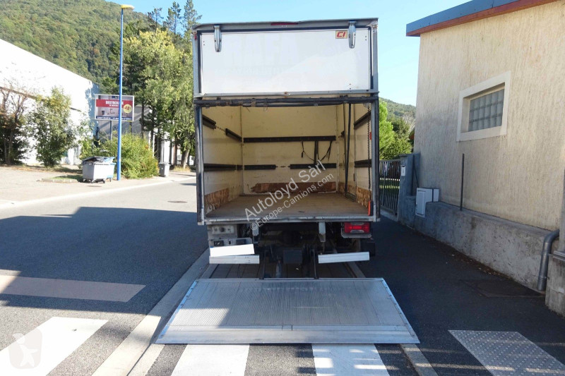 Camião Iveco 35S14