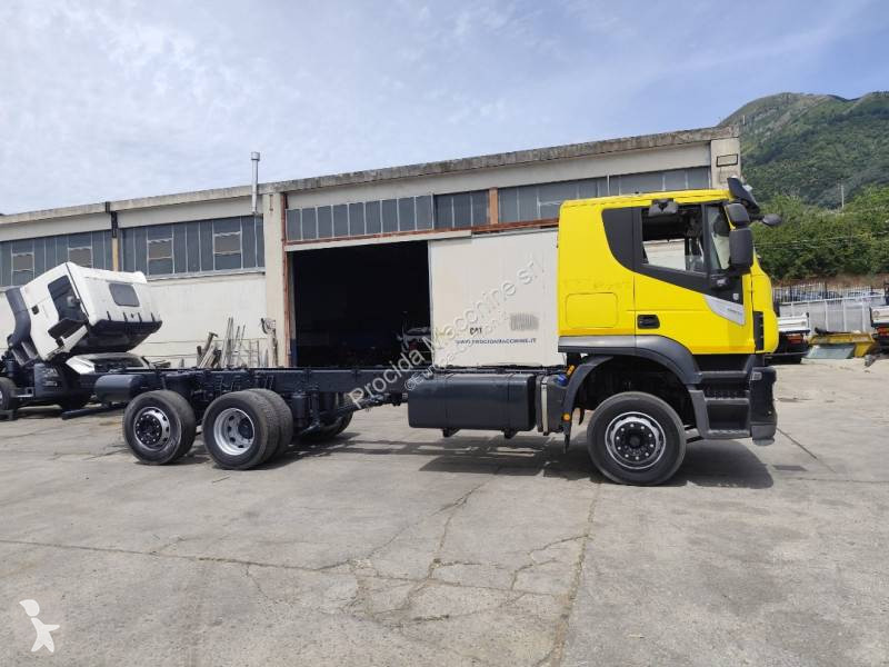 Camion Iveco 260 S 46