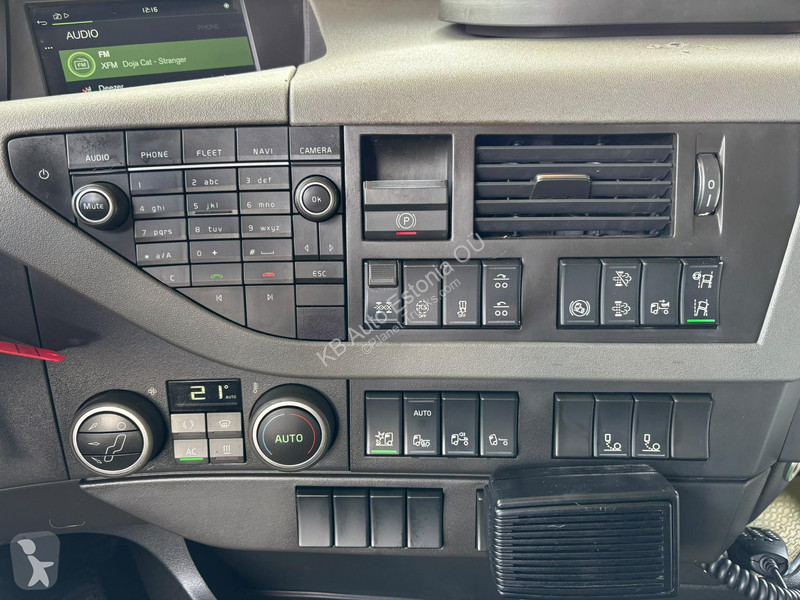 Volvo 750 6x4 EPSILON M110L83 / RETARDER truck