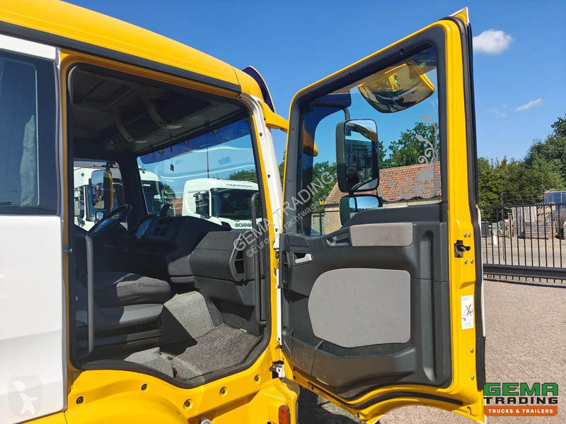 Camião MAN 210 4x2 Sleeper Cab Euro4 - Recovery...
