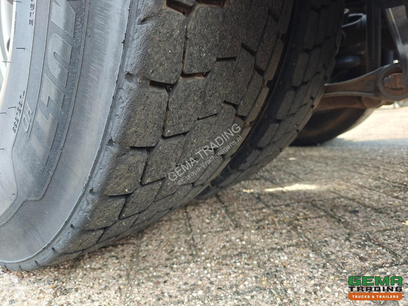 Camion Volvo 460 6x4 GlobeTrotter Euro6C - 10T...