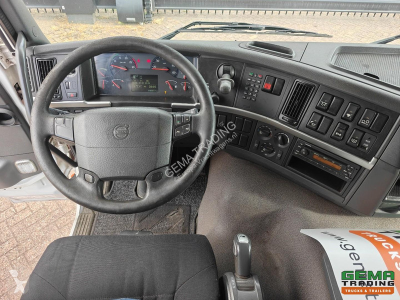 Camion Volvo 330 EEV 6X2 Day Cabin EEV - Roller...