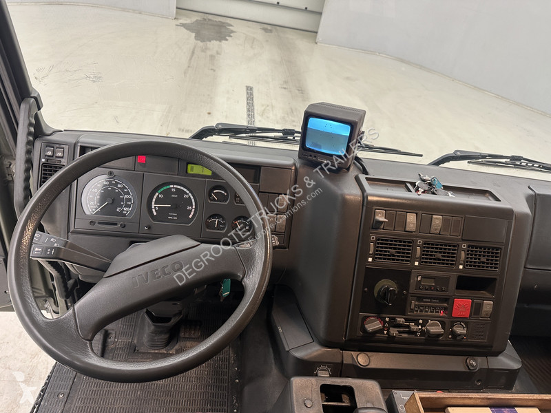 Camion Iveco Cursor 410E44