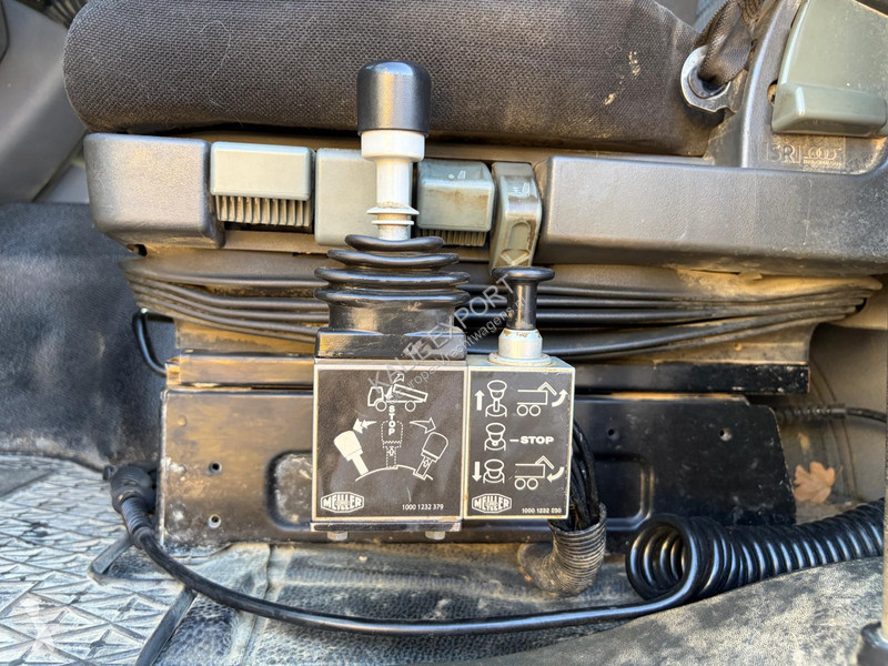 Грузовик Mercedes 4141 Kipper - 8x4 - MP3 - Big...