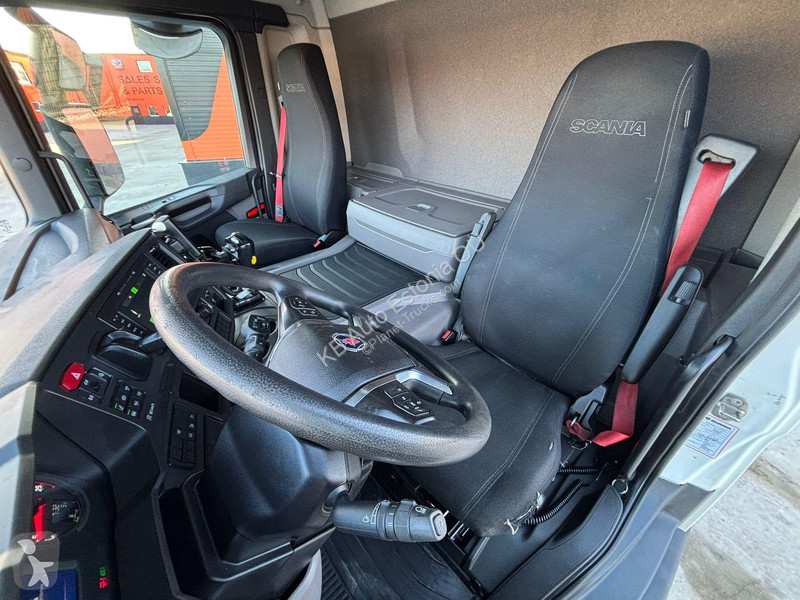 Camión Scania P 500 6x2*4 9 TON FRONT AXE /...