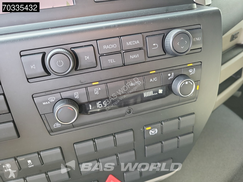 Lastbil MAN 12.250 4X2 12t Automatic Tailgate...
