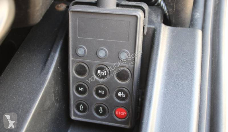 Camión Iveco 100 E 19