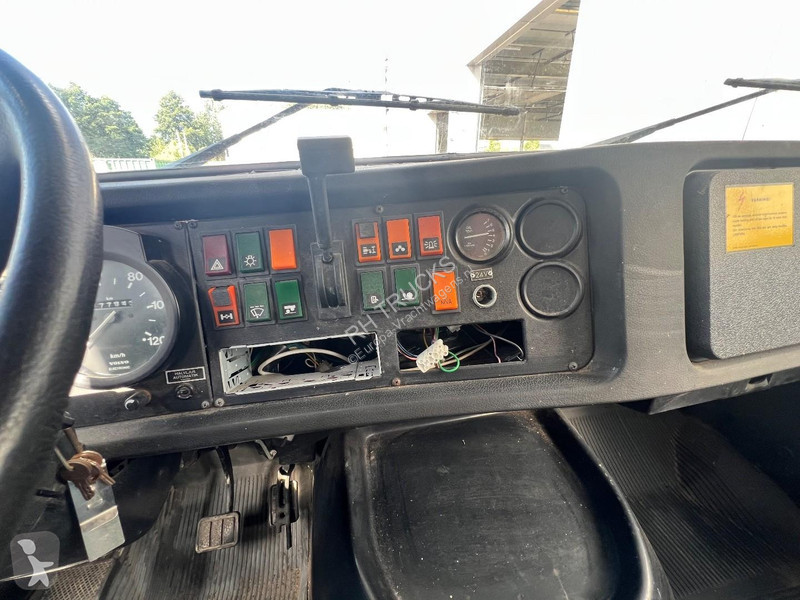 Kamion Volvo 6X4 Robson-Drive + TANK 14.000 LITER