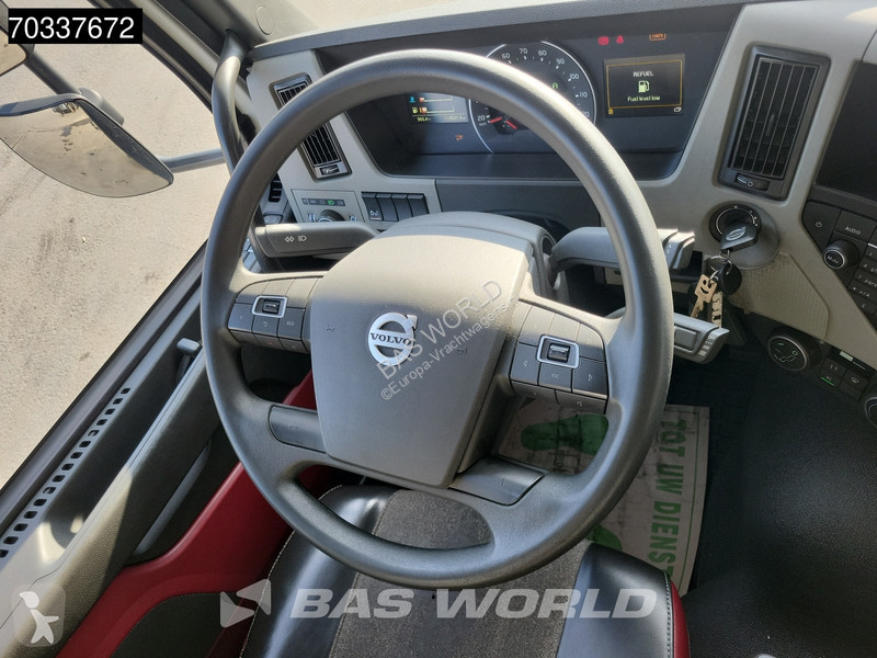 Vrachtwagen Volvo 330 6X2 2000kg Ladebordwand...