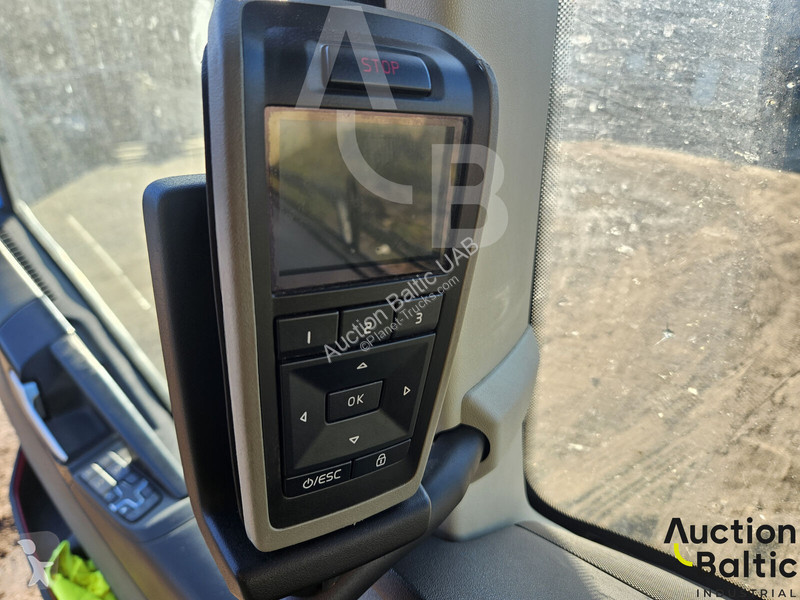 Volvo 540 truck