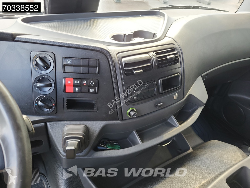 Vrachtwagen Mercedes 1324 4X2 13tonner 1500kg...
