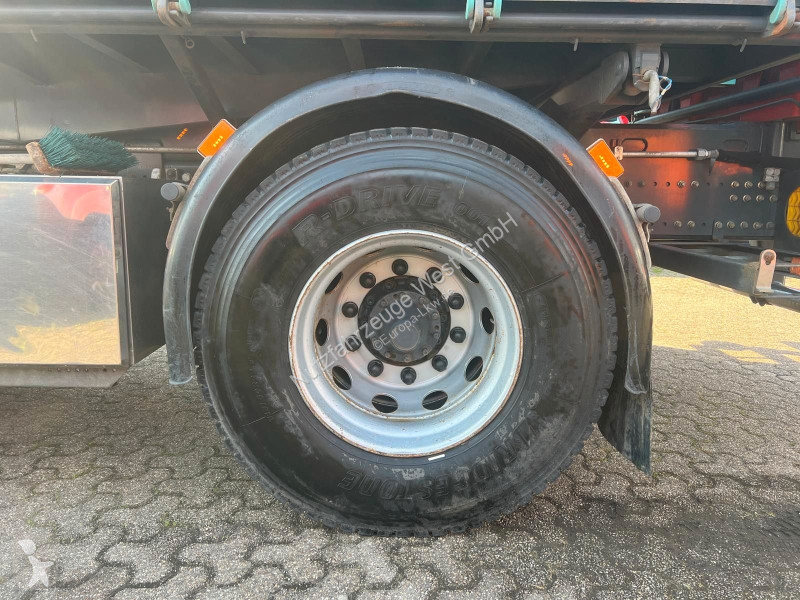 Lastbil Scania 320 Kipper Funk-Kran...