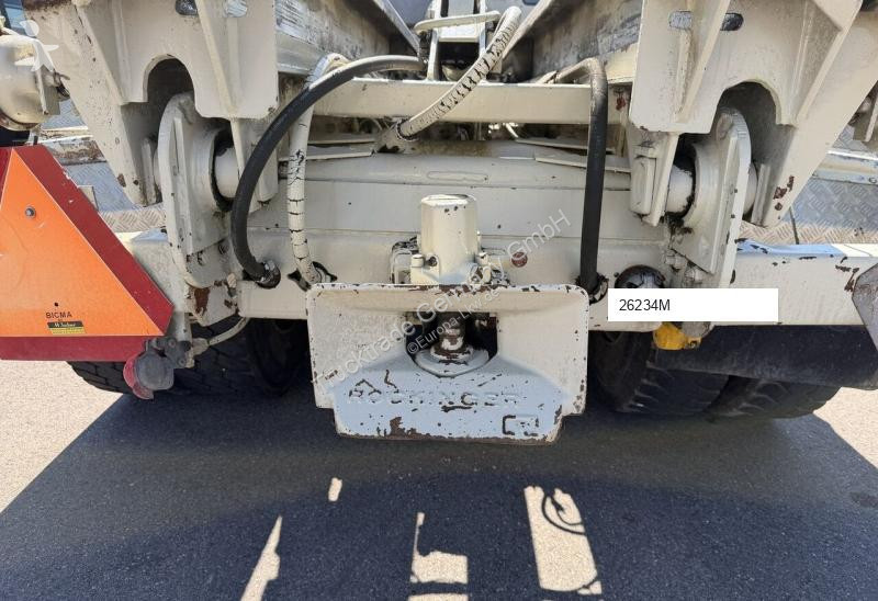Iveco 300-30 AH truck