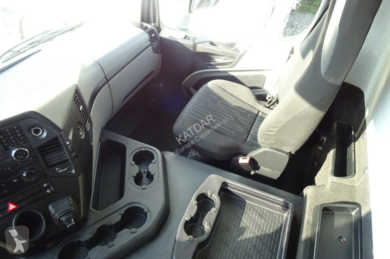 Mercedes 1827 Euro 6 kontener 21 pal 387tys.km...