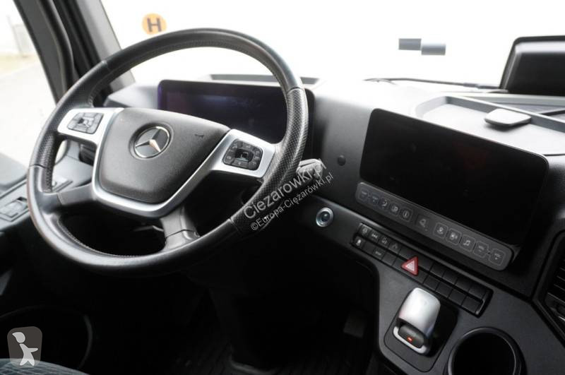 Kamion Mercedes 1835