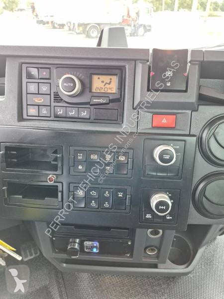 Kamion Renault 380