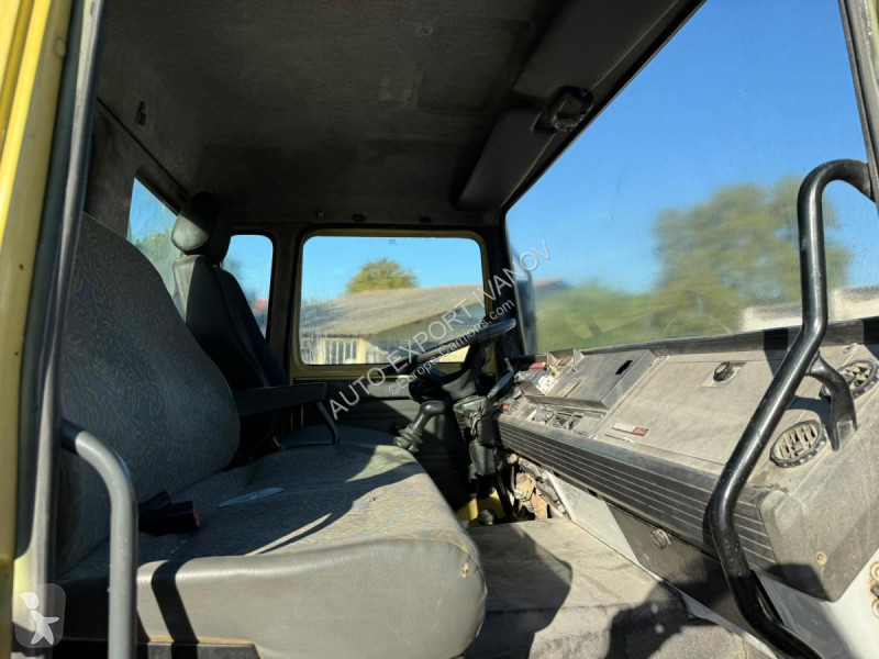Renault M230 UE truck