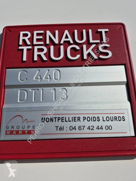 شاحنة Renault 440.26 DTI 13