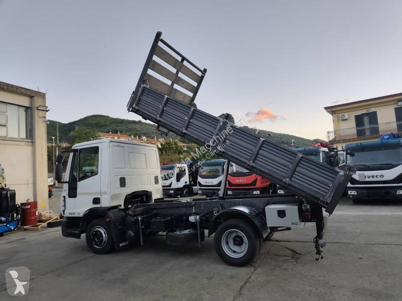 Iveco 100 E 18 truck