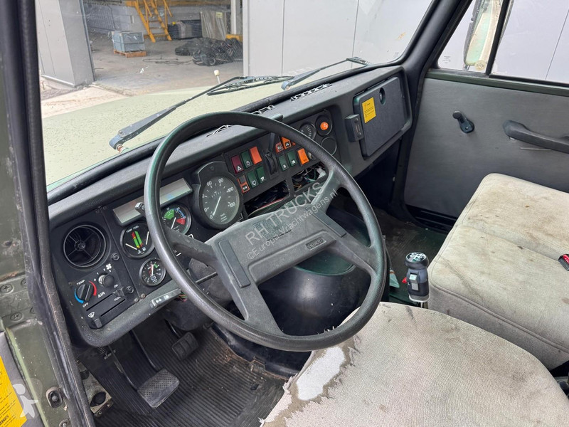 Kamion Volvo 6X4 Robson-Drive + TANK 14.000 LITER