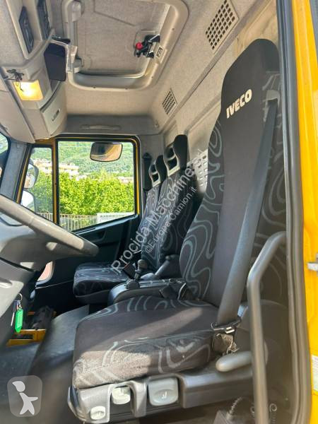 Kamion Iveco 120 E 28