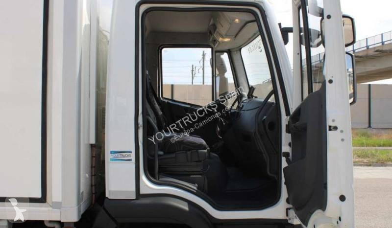 Iveco 100 E 19 truck