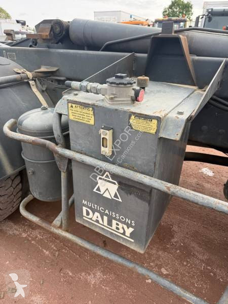 DAF 410 truck