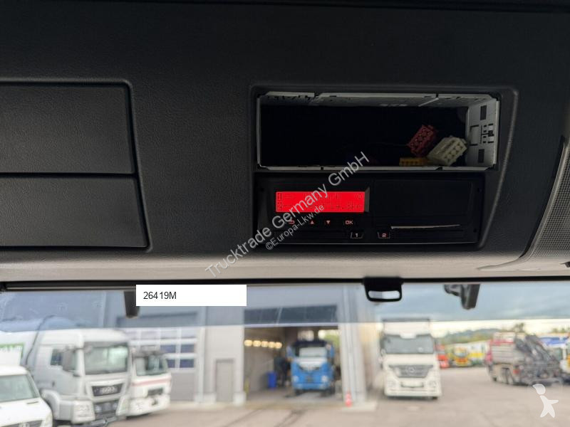 MAN TGX 18.400 4x2 BDF/HB truck