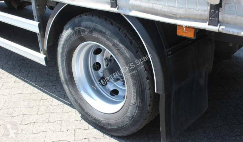 Scania 280 truck