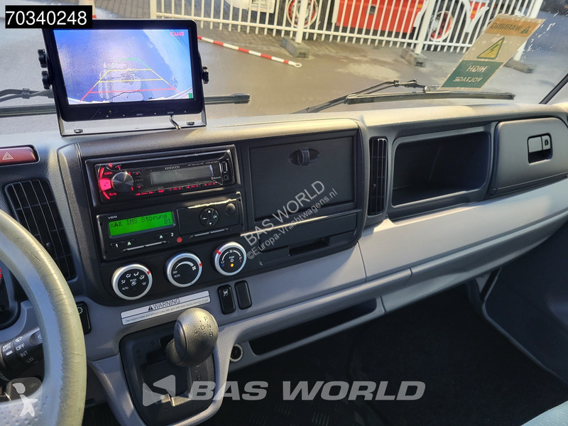 Kamion Mitsubishi 7C15 4X2 8tonner 1000kg...