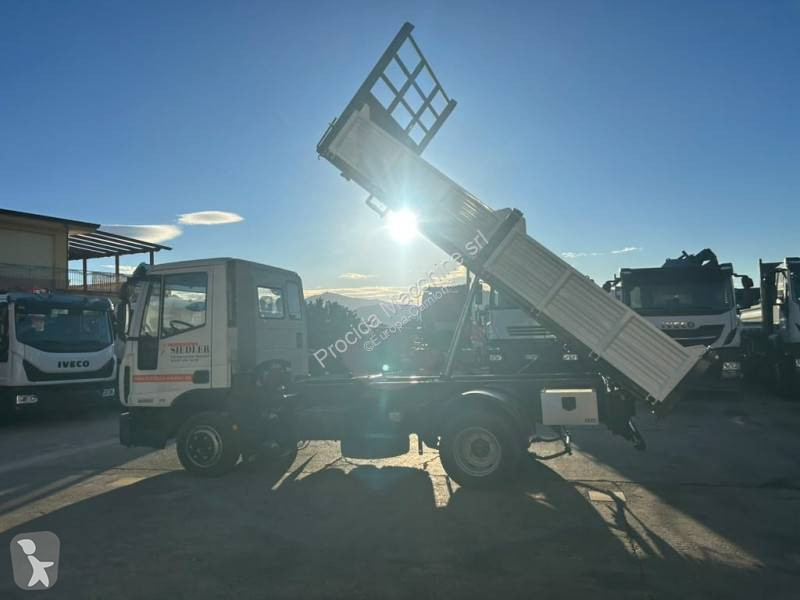 Kamion Iveco 80 E 22