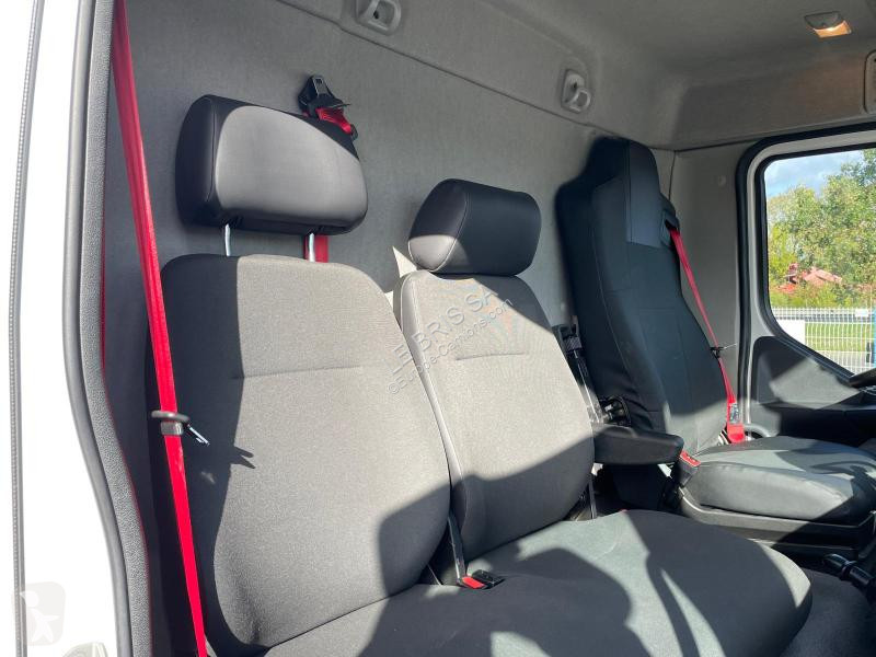 Kamion Renault  D210 NARROW