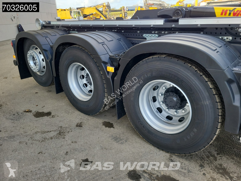 Vrachtwagen Volvo Aero 540 8X4 NEW! HYVA 30-62...