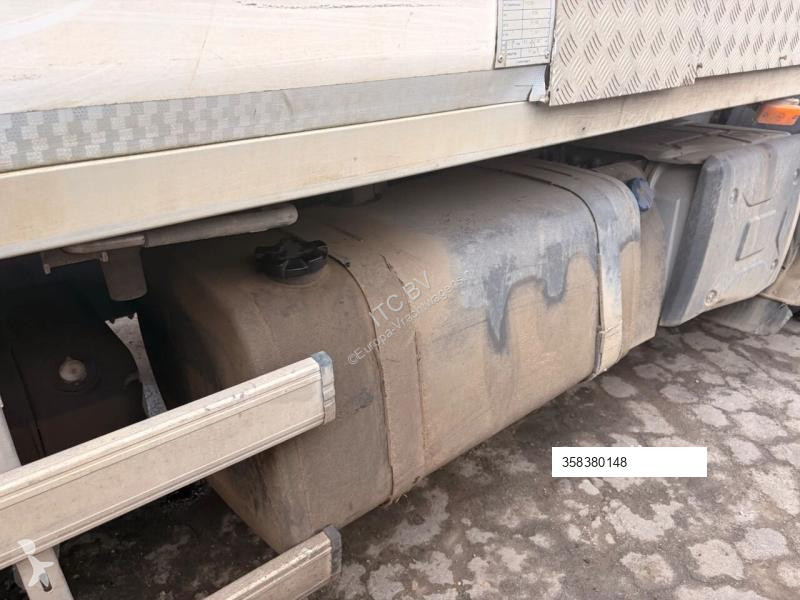 Lastbil Renault D WIDE 320 DTI 8