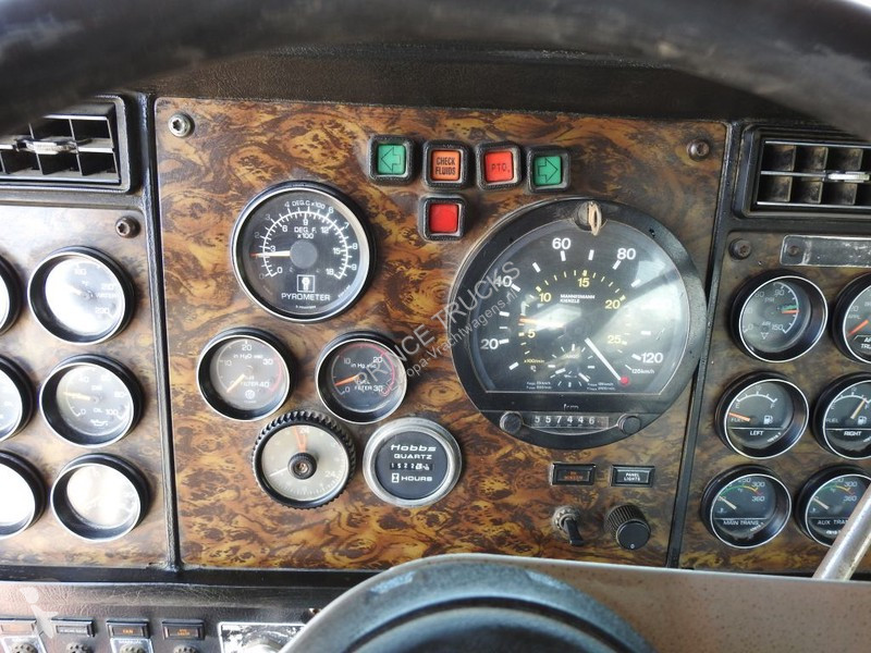 Kamion Kenworth * * Bed / Winch * 8x4 Oil Field...
