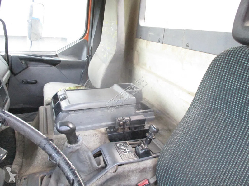 Kamion Renault Kerax  , Manual , 3 way tipper ,...