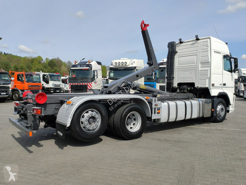 Kamion Volvo FH 460 Globetrotter Hakowiec...