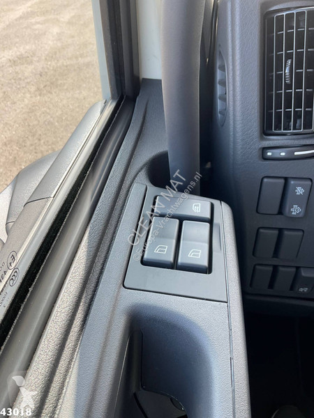 Camion Volvo 350 6x2 HMF 19 Tonmeter laadkraan...