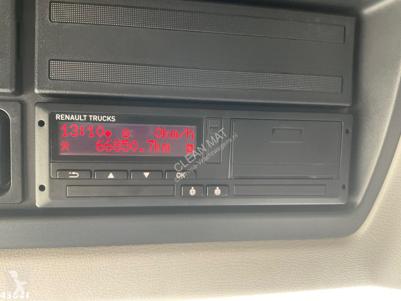 Kamion Renault D 240 Euro 6 HMF 10 Tonmeter...