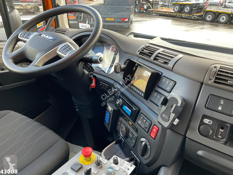 Kamion DAF FA  370 DHM Combi kolkenzuiger