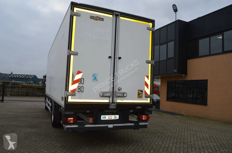 Camion Volvo * EURO5 * CARRIER SUPRA 950MT * 4X2 *