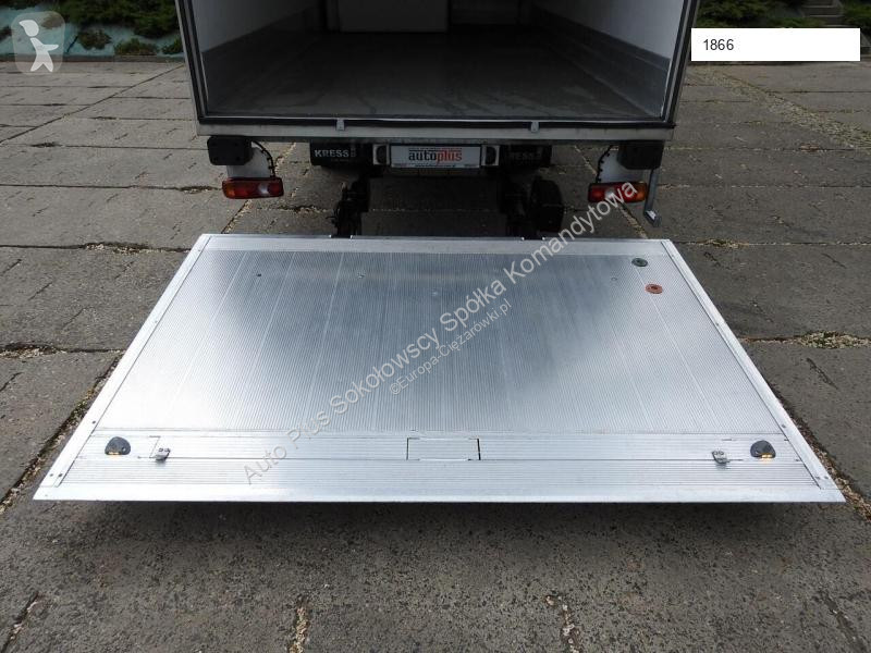 Kamion Mitsubishi CANTER FUSO 7C15 KONTENER...