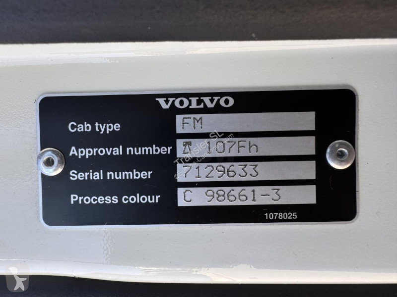 Kamion Volvo 360 FM
