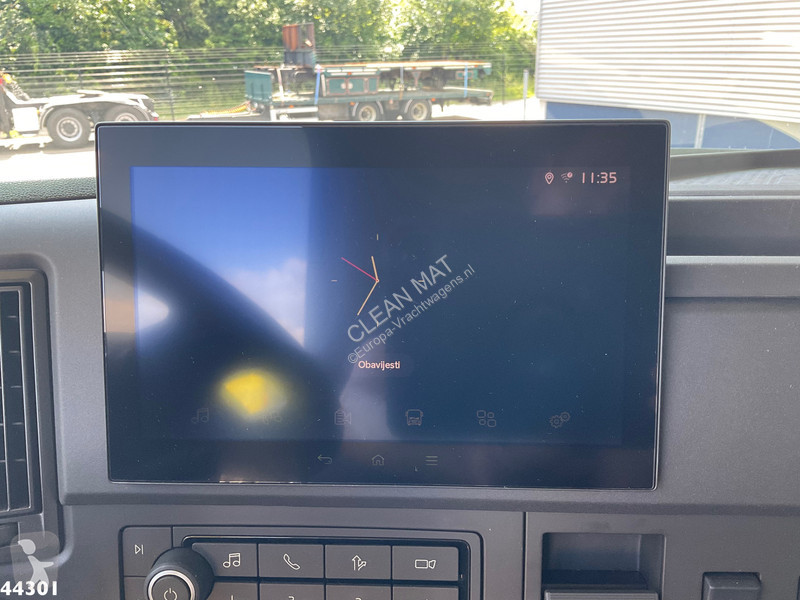 Camion Volvo 500 8x4 Euro 6 Hiab 65 Tonmeter...