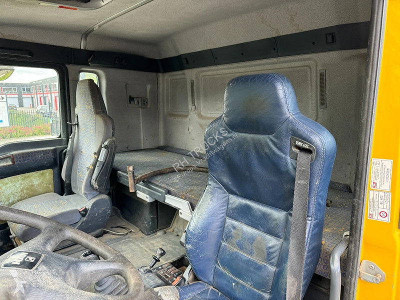 Kamion MAN 26.530 6X4 MANUAL 3 PEDALS TIPPER...