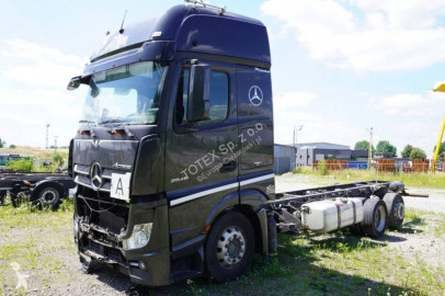 Véhicule pour pièces Mercedes