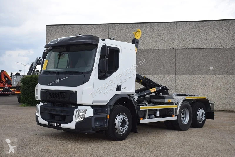 Camion Volvo 320