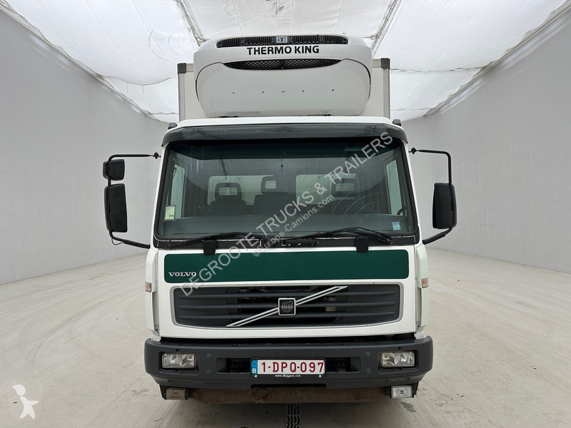 Camion Volvo FL